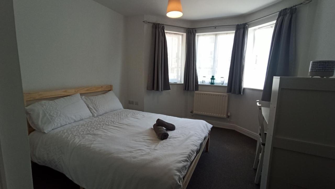 Bright, Chilled Ensuite Db Room In A Shared Flat! Лондон Экстерьер фото