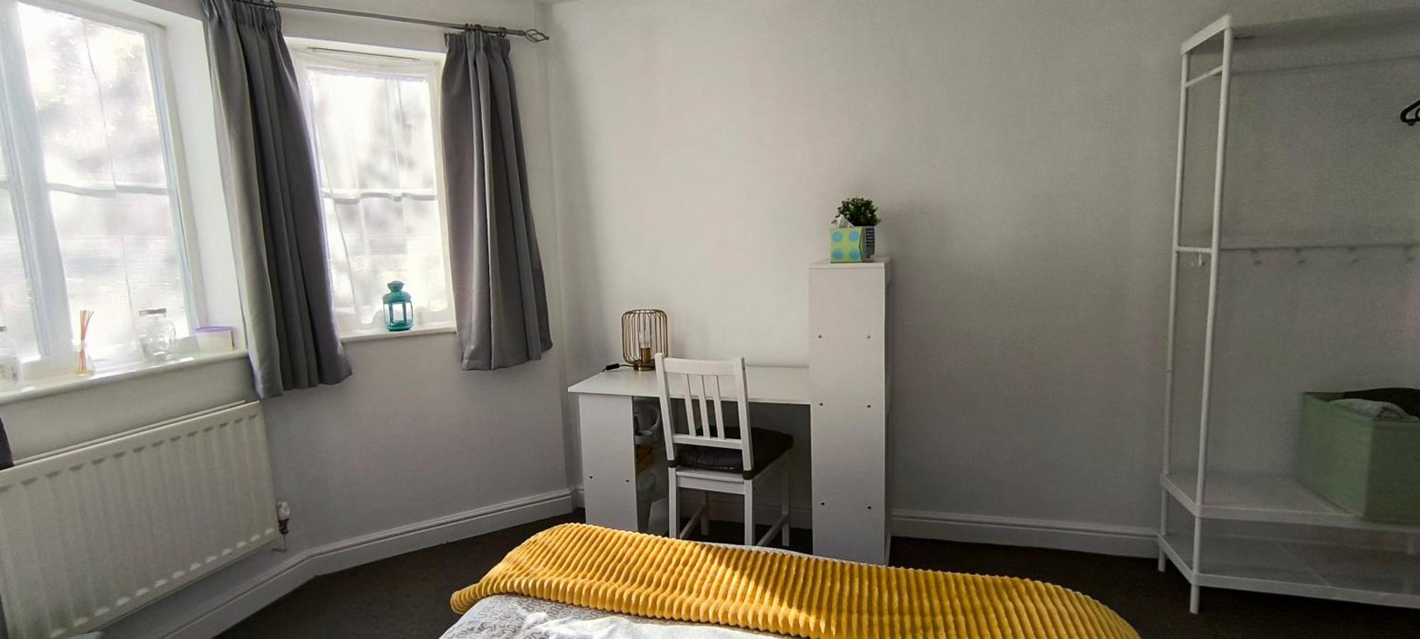 Bright, Chilled Ensuite Db Room In A Shared Flat! Лондон Экстерьер фото